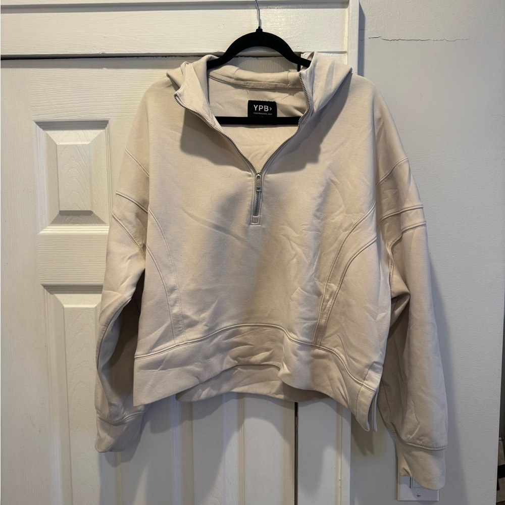 Abercrombie cream Women's Hoodie